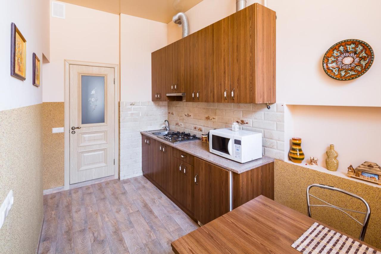 Apartment On Lesya Kurbasa 7 Lemberg Exterior foto